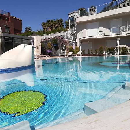 Hotel Malavoglia 阿齐·卡斯特罗 外观 照片